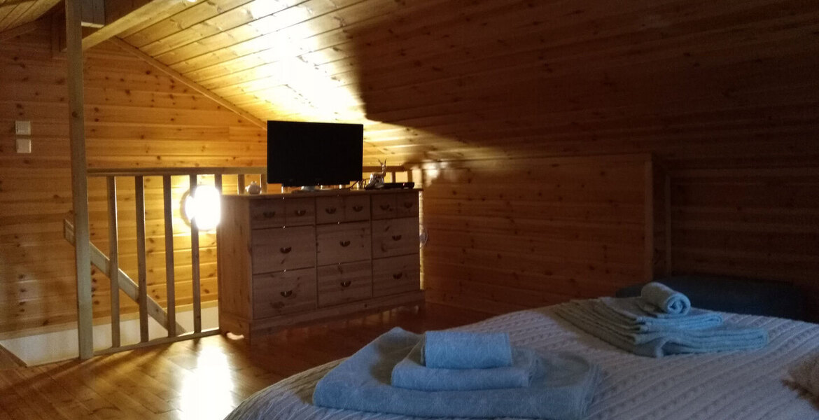 Rental of a chalet located between the village "Les Allues" 