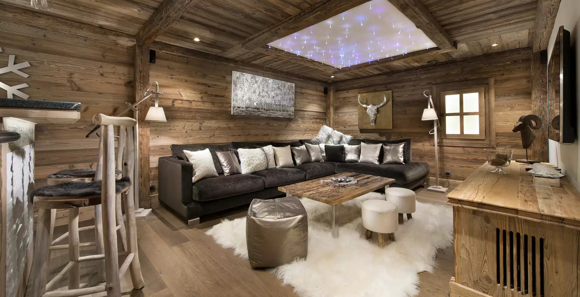 5 bedroom 270sqm Chalet for rent in Courchevel Village 1550 