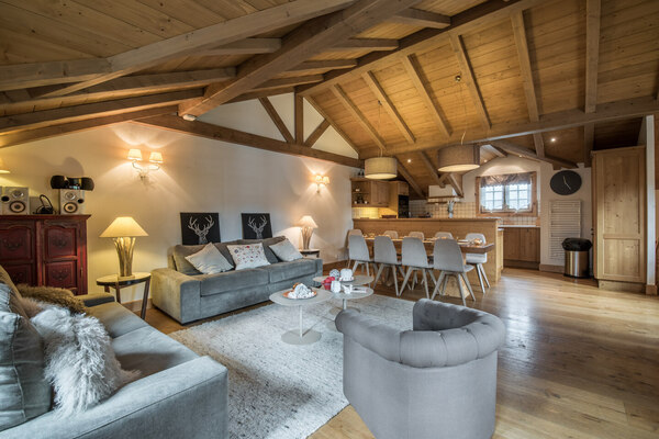 Duplex flat of 100m² in Courchevel A 3 bedroom flat, located