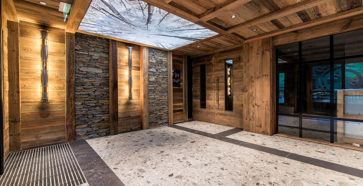 Majestic individual chalet with a surface of 339 m², located