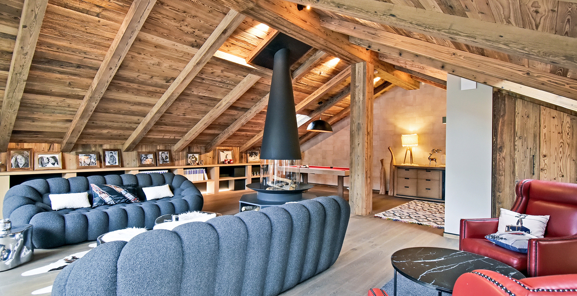 Majestic individual chalet with a surface of 339 m², located