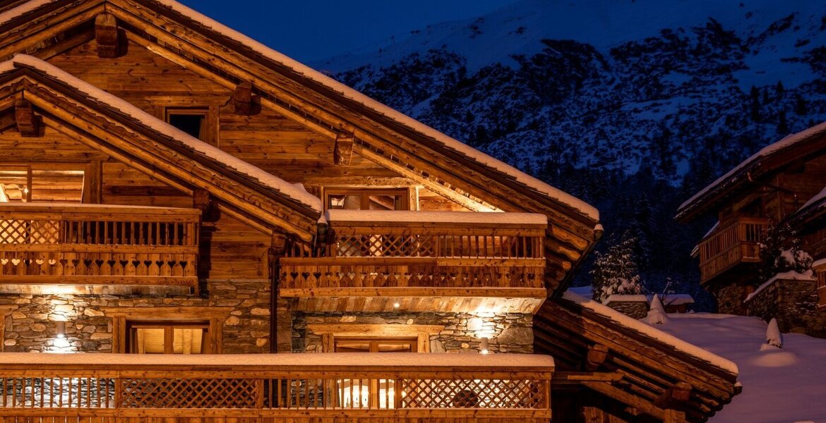 Built in the last 7 years Chalet has the wow factor