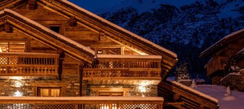 Built in the last 7 years Chalet has the wow factor