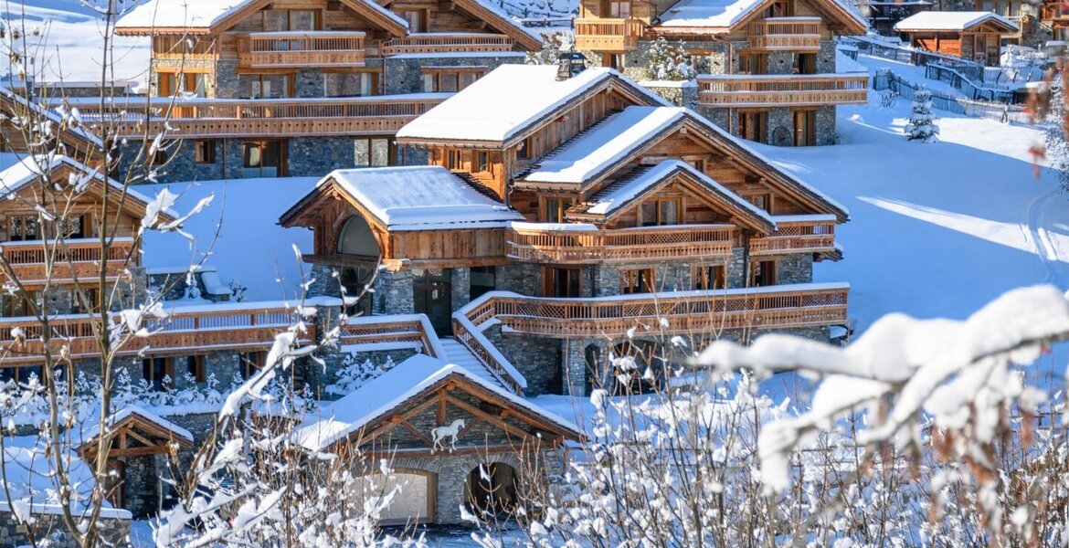 Construit au cours des 7 dernières années, le Chalet a un fa