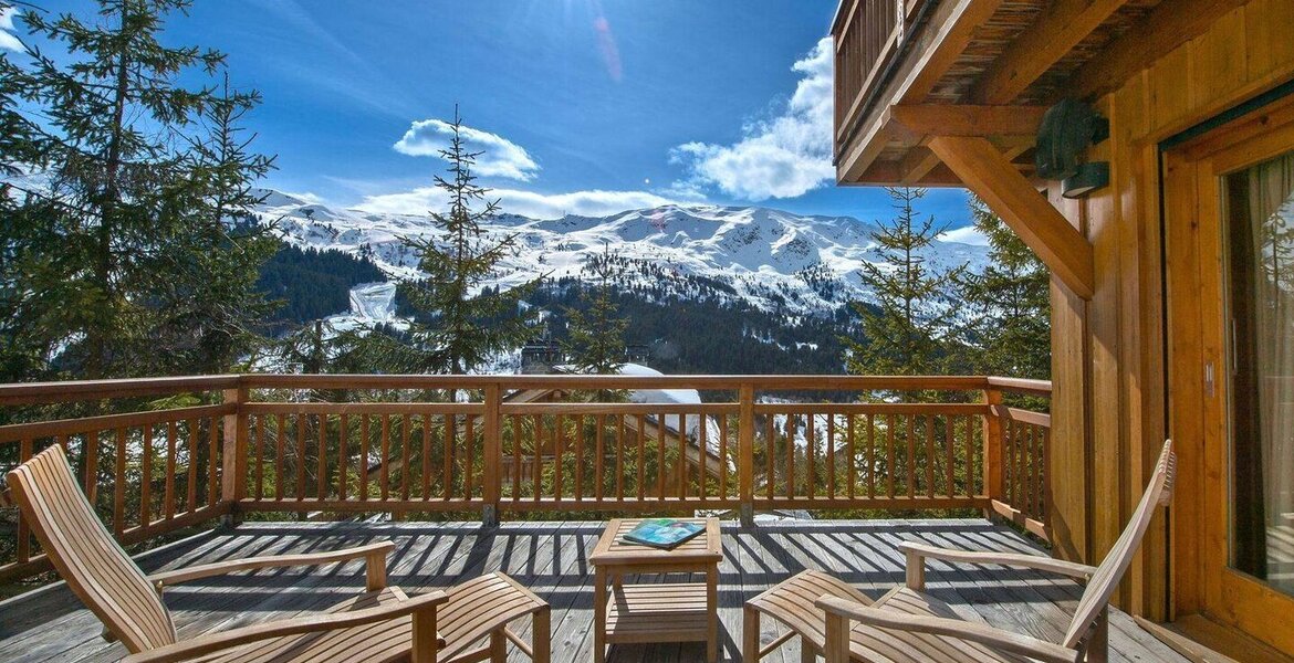 Le chalet situé à quelques minutes à pied du centre de la st