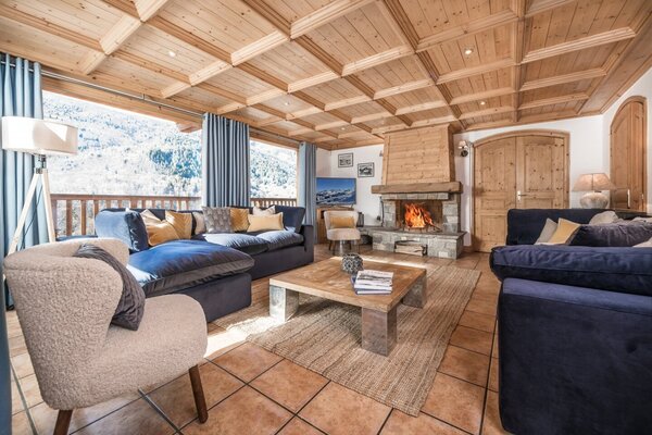 Chalet is an impressive traditional Savoyarde chalet designe