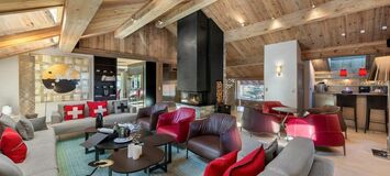 Chalet de unos 575m² con ascensor y dispone de 6 habitacione