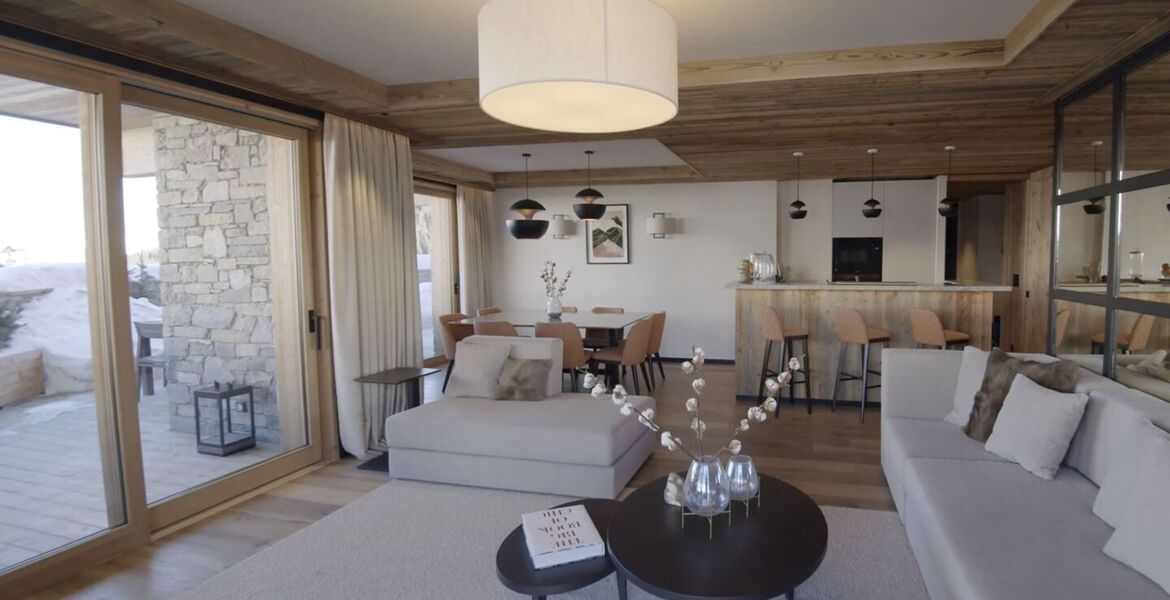 L'appartement, d'environ 127m², vous ravira à Méribel