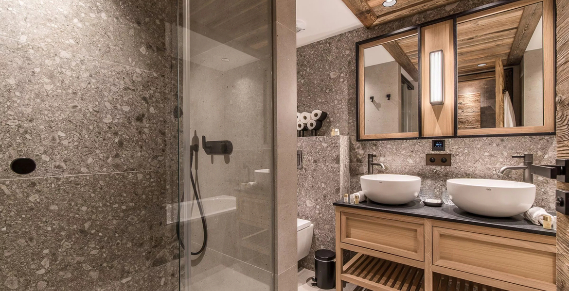 Located in the heart of the prestigious resort of Meribel, t