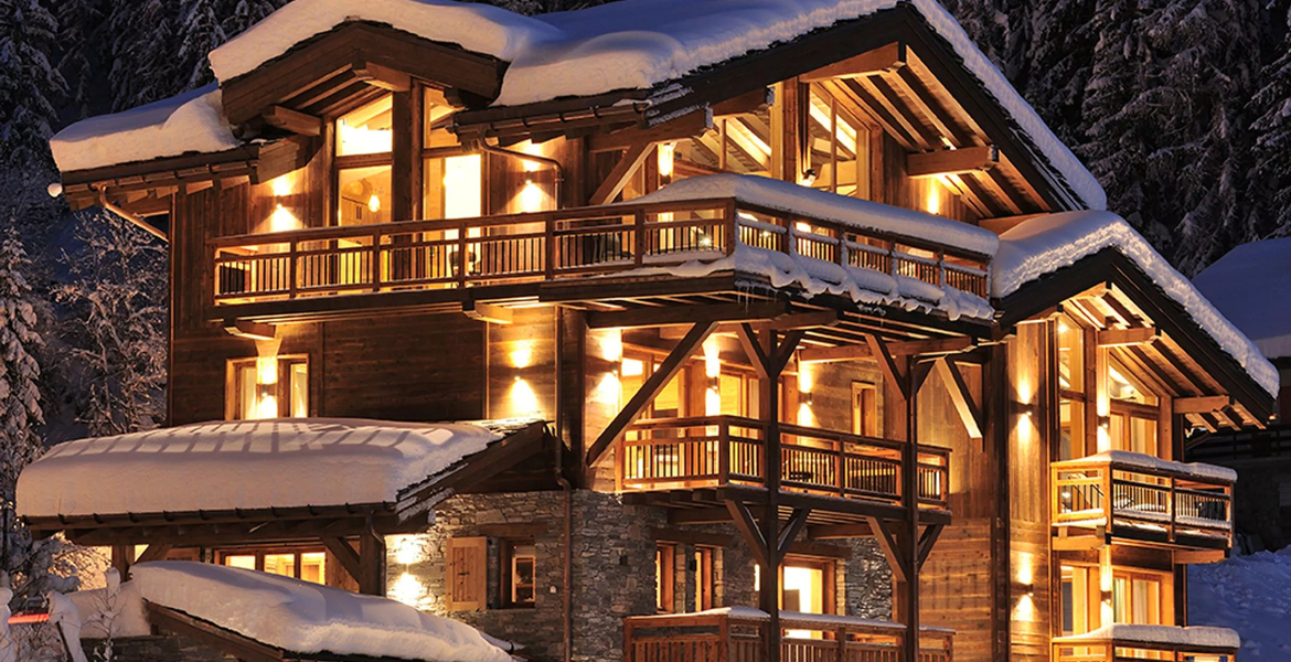 Chalet Le Praz, Courchevel 12 travellers - 6 bedrooms 