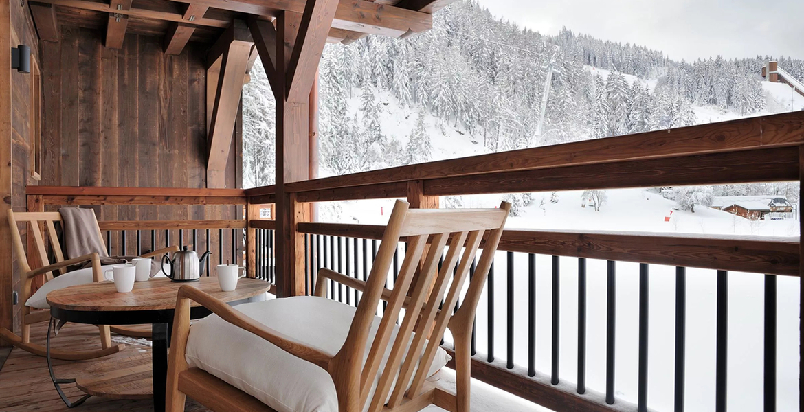 Chalet Le Praz, Courchevel 12 travellers - 6 bedrooms 