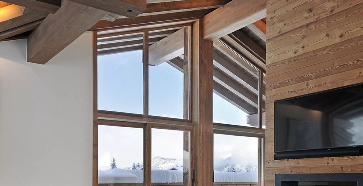 Chalet Le Praz, Courchevel 12 travellers - 6 bedrooms 