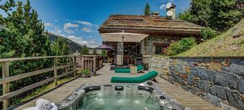 Chalet, the name meaning 'peaceful paradise', is located a f