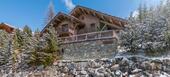 Chalet, the name meaning 'peaceful paradise', is located a f