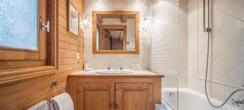 Meribel Chalet beautifully furnished