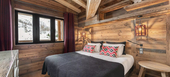 Located in the La Daille district of Val d'Isère, the splend