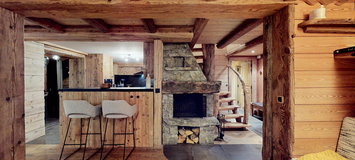 Situated on the confidential, sunny hillside of La Daille, t