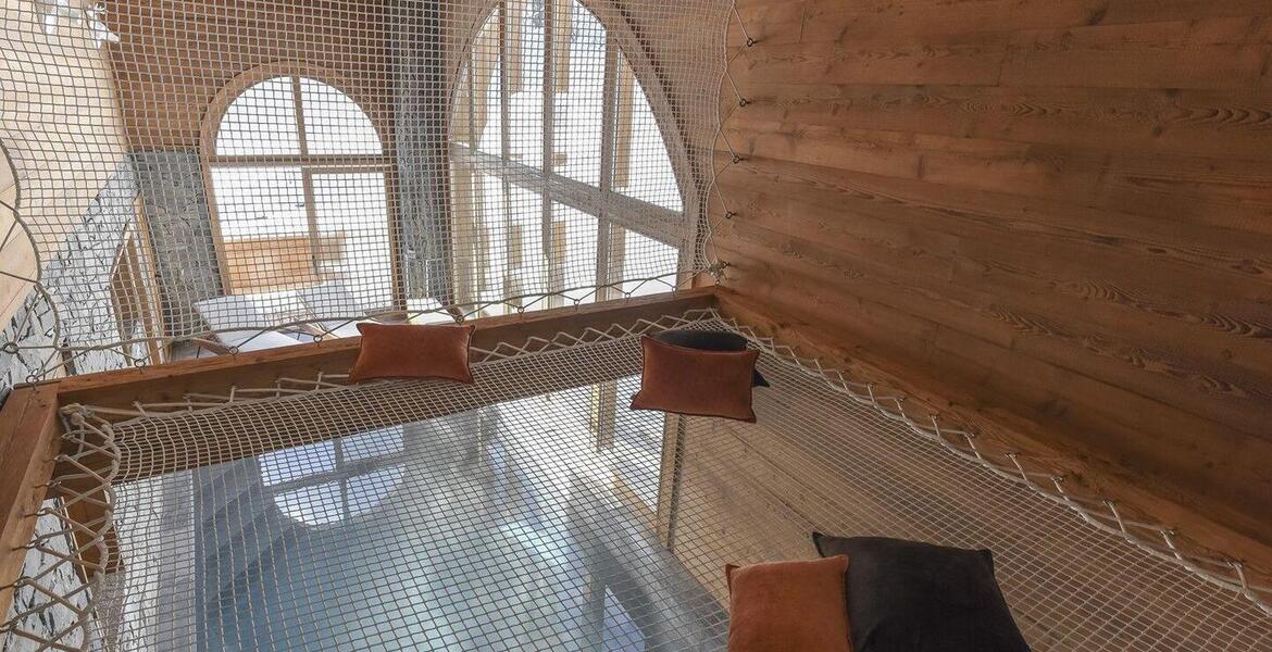  Luxury Ski-In/Ski-Out Chalet Rentals in Méribel 