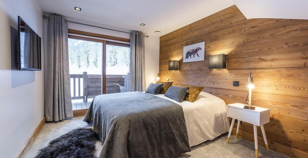  Luxury Ski-In/Ski-Out Chalet Rentals in Méribel 