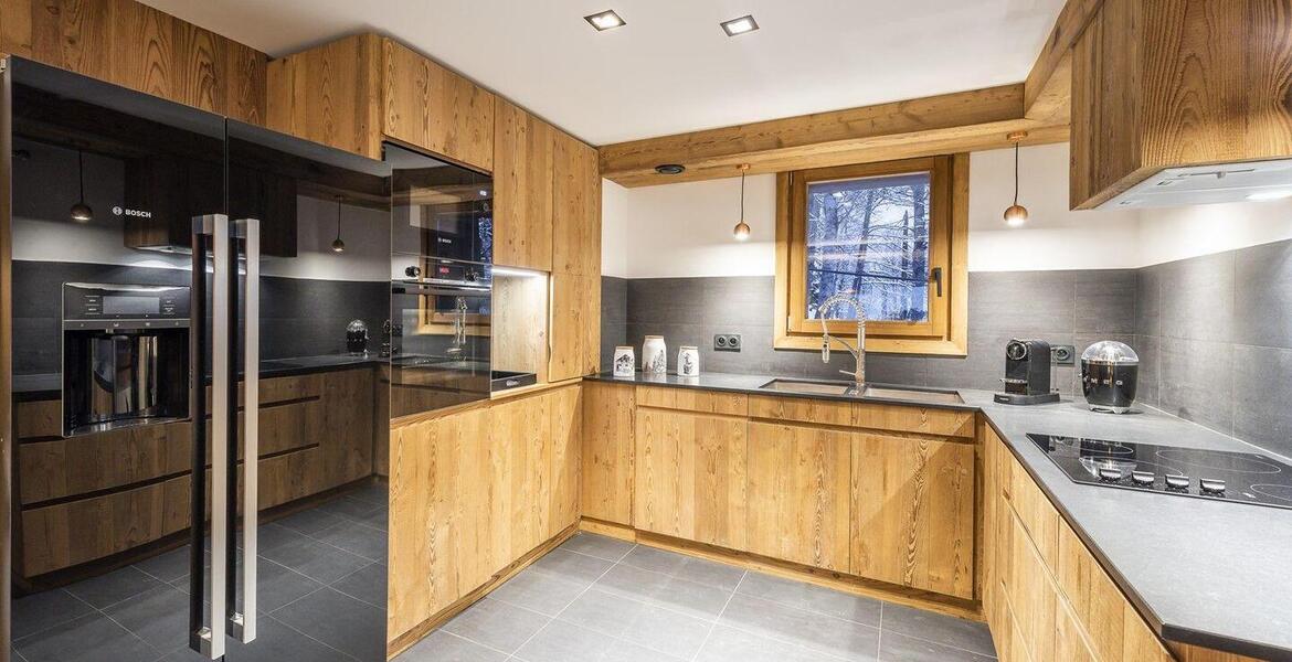  Luxury Ski-In/Ski-Out Chalet Rentals in Méribel 