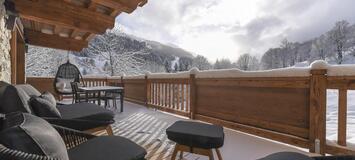 Chalet accommodates for up to 12 guests across its 5 bedroom