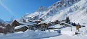 Three-Bedroom Apartment (8 Adults) in Val D'Isère