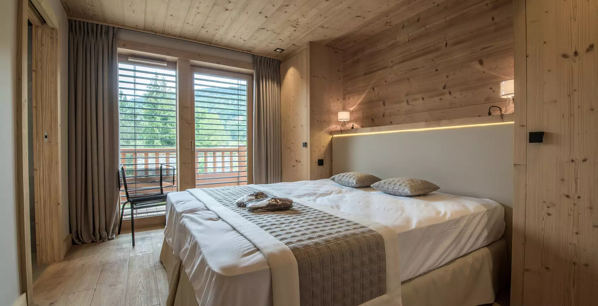 Chalet in Meribel for 12 guests · 5 bedrooms · 6 bathrooms ·