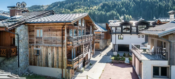 Le chalet offre un équilibre parfait entre l'architecture et