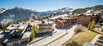Apartment that resides at the zenith of Courchevel 1850