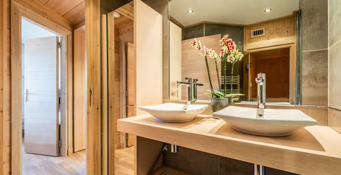 Apartment that resides at the zenith of Courchevel 1850