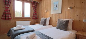 Escape and charm at La Tania!   Renovated from the inside ou