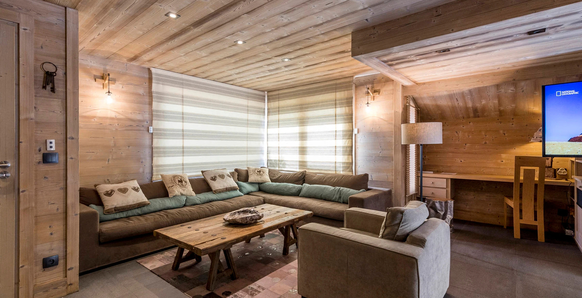 Magnifique chalet en bois moderne – Courchevel La Tania – La