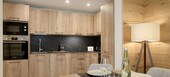 Penthouse with a lovely view of the fir trees, loc