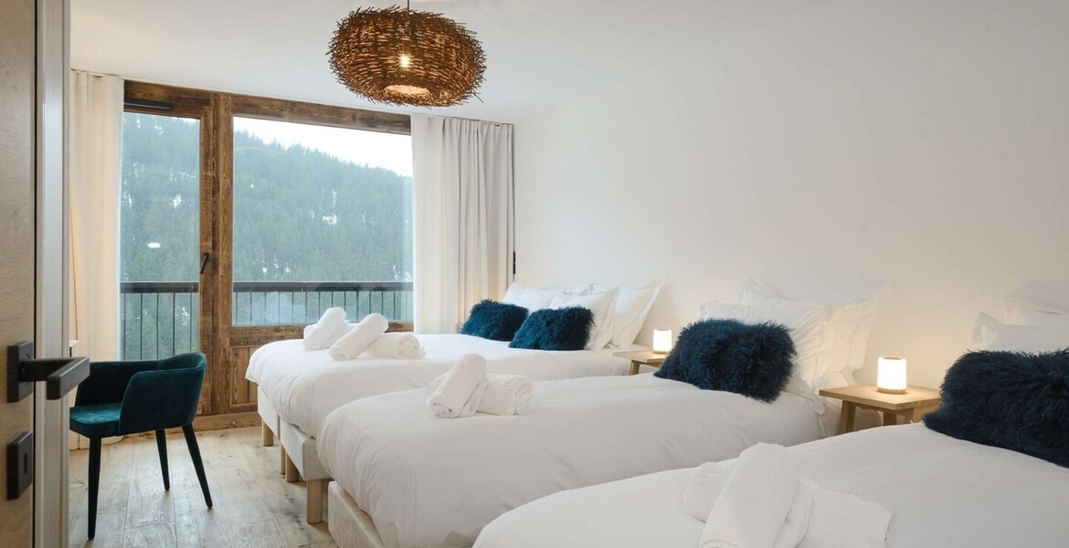 Penthouse with a lovely view of the fir trees, loc