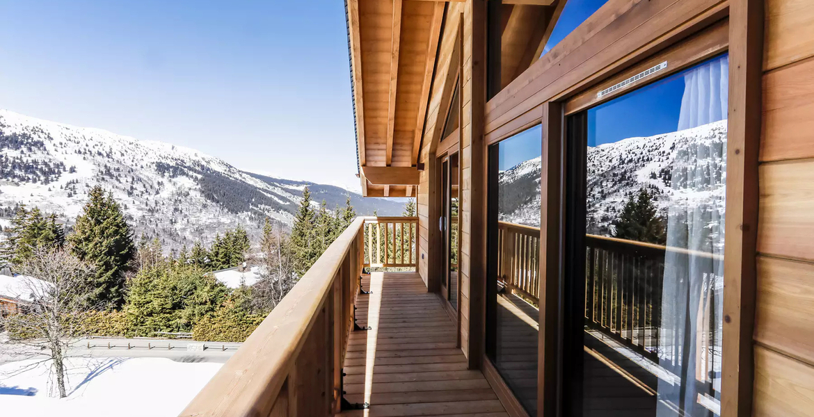 Au cœur des majestueuses montagnes de Méribel, Le Chalet est