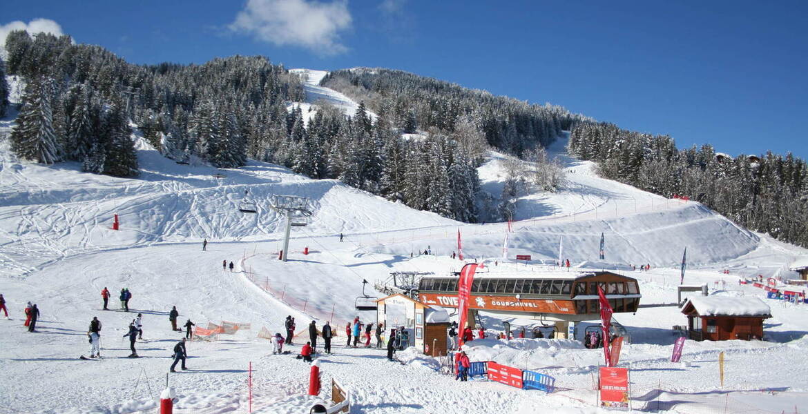 Ski in ski out - Courchevel Village – 4*  3 комнаты, 88 м², 