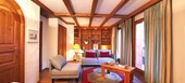 Ski in ski out - Courchevel Village – 4*  3 rooms, 88 m², eq