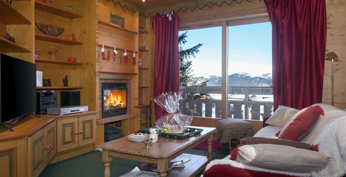 Traditional, cosy flat in the centre of Courchevel 1850, clo