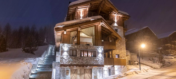 If you're looking for a chic getaway in the French Alps, loo