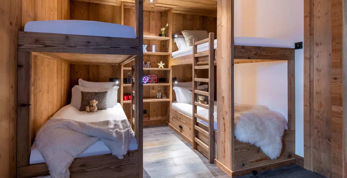 If you're looking for a chic getaway in the French Alps, loo