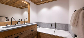 10 voyageurs · 4 chambres · 4 salles de bain · 130 m²  Il es