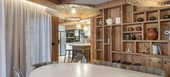 Boasting all the traditional Alpine charm, the Appartement i