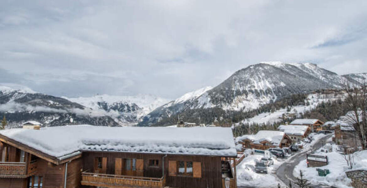 Le chalet est niché en plein cœur de Courchevel 1550. Ce que