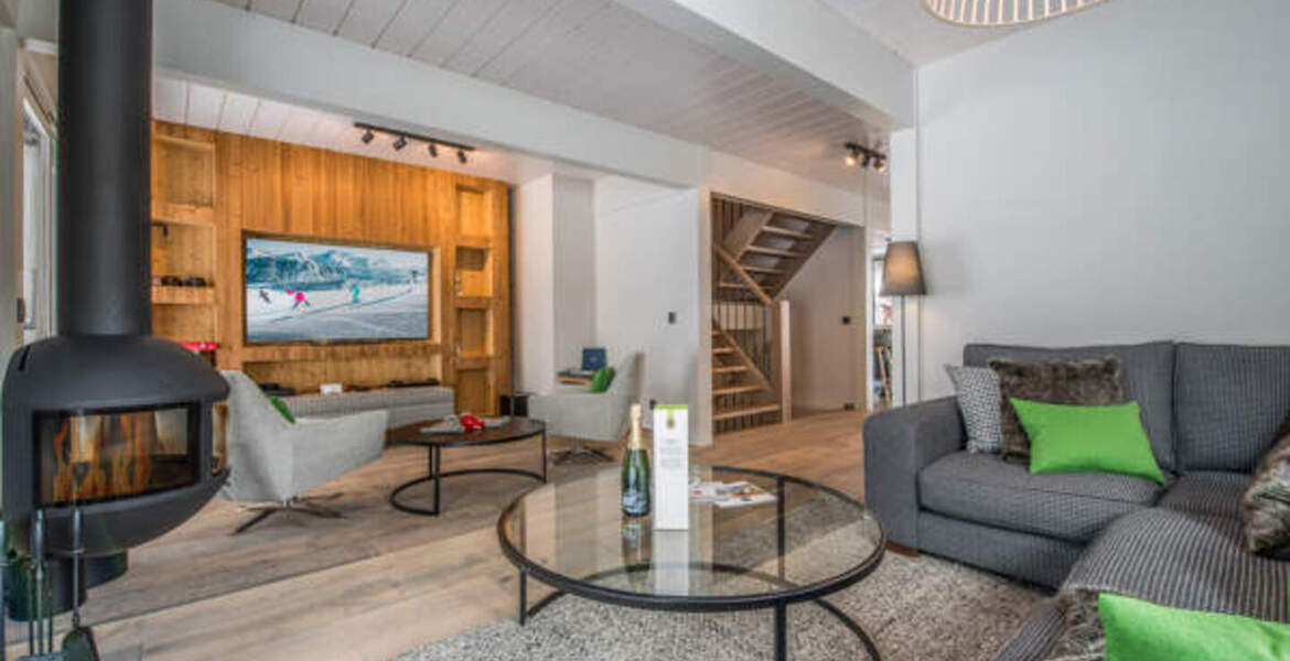 Le chalet est niché en plein cœur de Courchevel 1550. Ce que