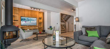 Chalet  is nestled right in the thick of Courchevel 1550. Wh