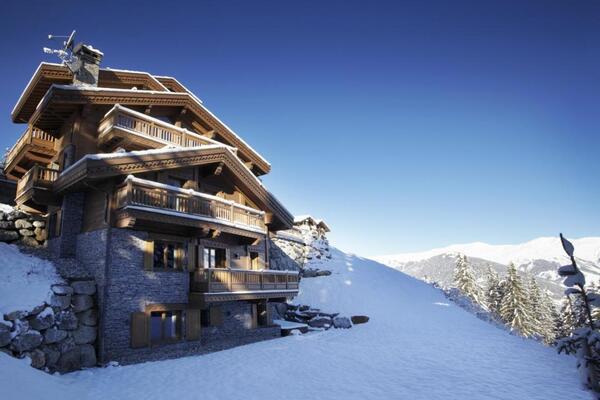  Le Chalet est un chalet de construction récente