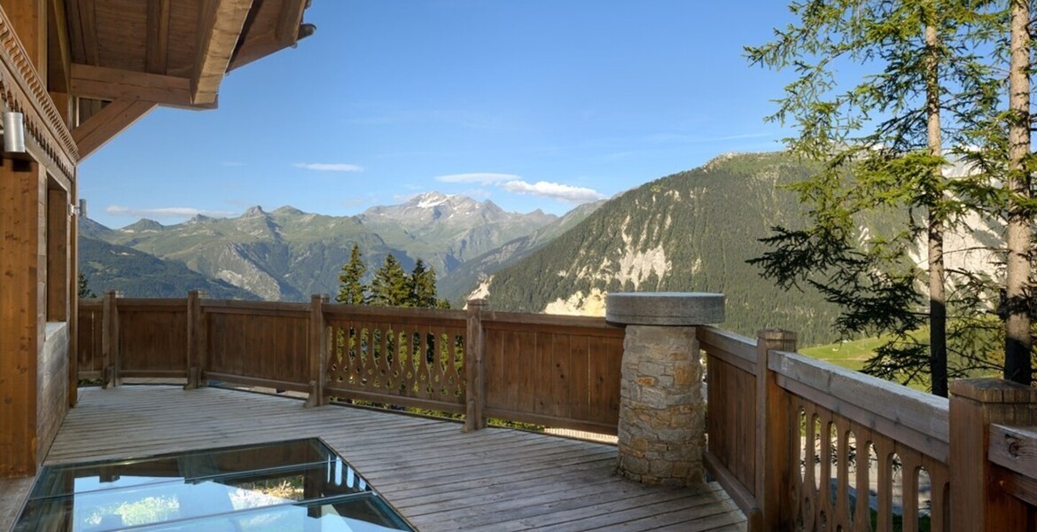 5-room chalet for holiday rental  sleeps 8 4 bedrooms 5 beds