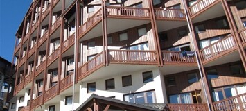 Flat Val Thorens - 10 people  Sleeps 10 people 5 bedrooms 7 