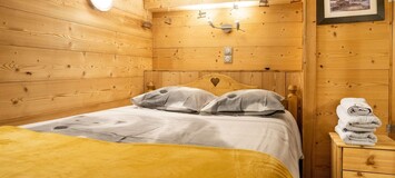 Flat Val Thorens - 10 people  Sleeps 10 people 5 bedrooms 7 