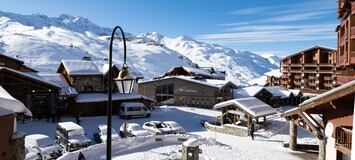 Flat Val Thorens - 10 people  Sleeps 10 people 5 bedrooms 7 